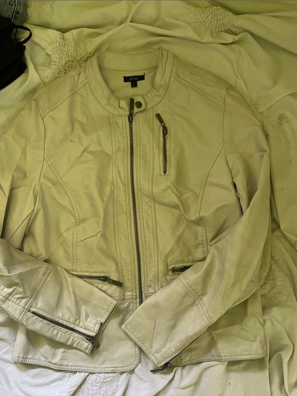 Apt. 9 Women's Cream Faux Leather Moto Jacket with Zip Details